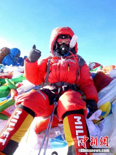 中国登山家韩子君加入和平与体育冠军俱乐部，