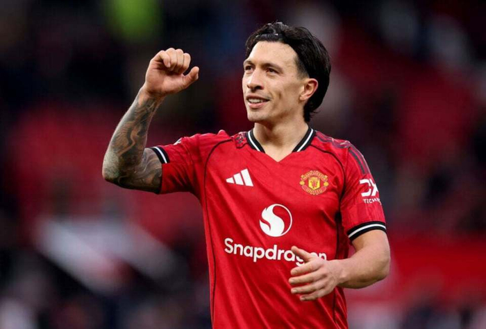 利桑德罗·马丁内斯伤缺曼联争四生死战陷困境