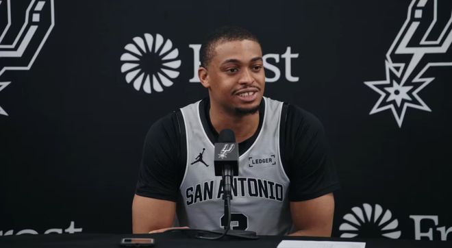 凯尔登·约翰逊24分助马刺五连胜 超越伦纳德成队