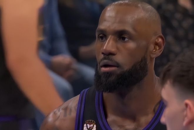 湖人失误频频遭雷霆碾压，伪强队标签成真