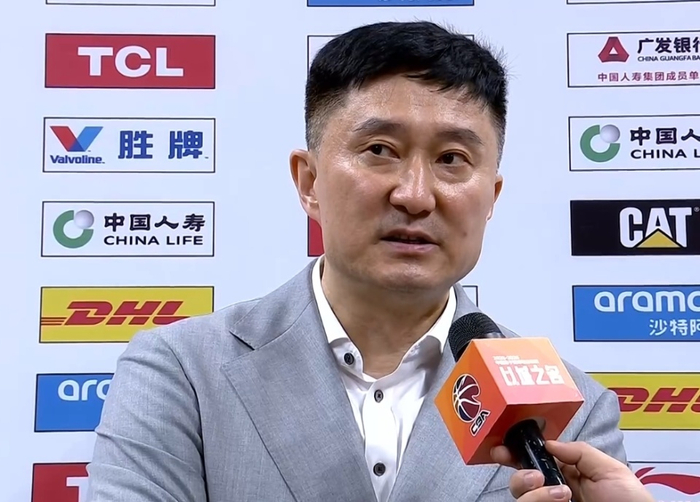 萨林杰伤退广东年轻内线