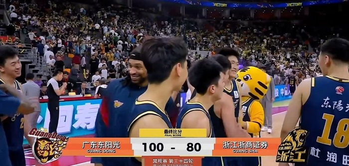 萨林杰伤退广东年轻内线爆发力助球队大胜广厦