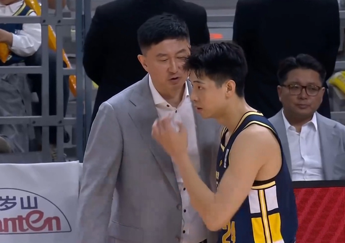 萨林杰伤退广东年轻内线爆发力助球队大胜广厦